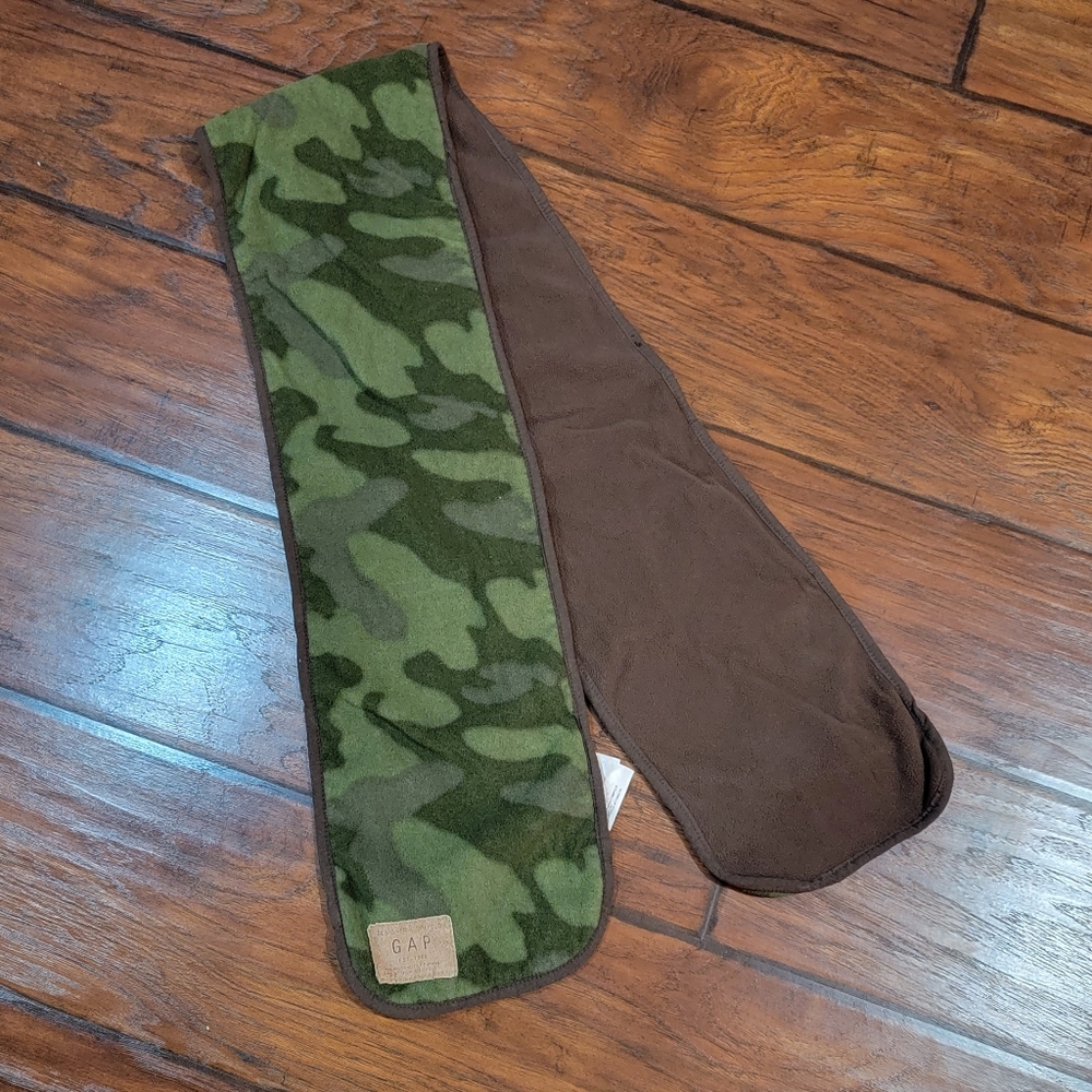 GapKids scarf